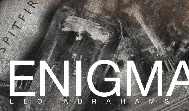 Enigma - гитары, синтезаторы, подклады, атмосферы и фразы, а также более 200 лупов